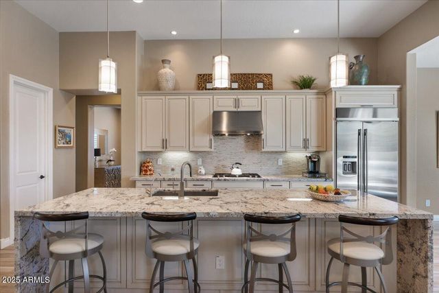 3663 E STRAWBERRY Drive, Gilbert, AZ 85298