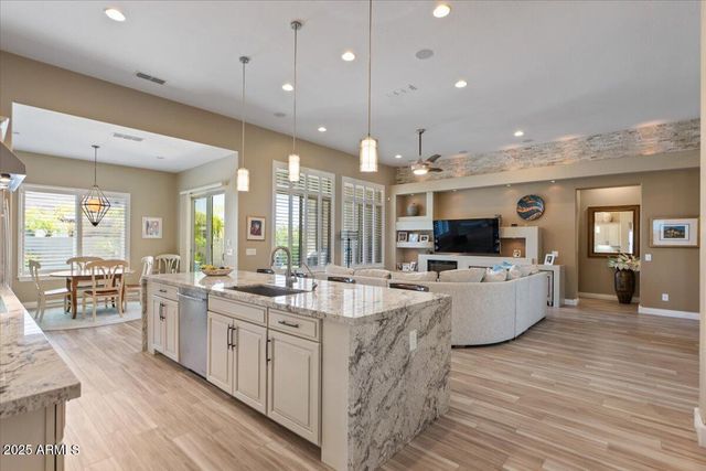 3663 E STRAWBERRY Drive, Gilbert, AZ 85298