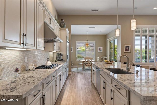 3663 E STRAWBERRY Drive, Gilbert, AZ 85298