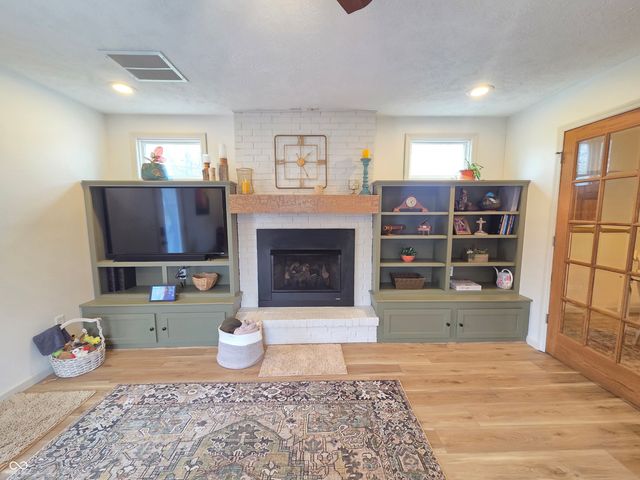 1912 S 31st Street, Terre Haute, IN 47803