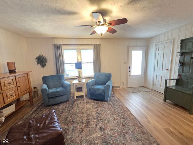 1912 S 31st Street, Terre Haute, IN 47803