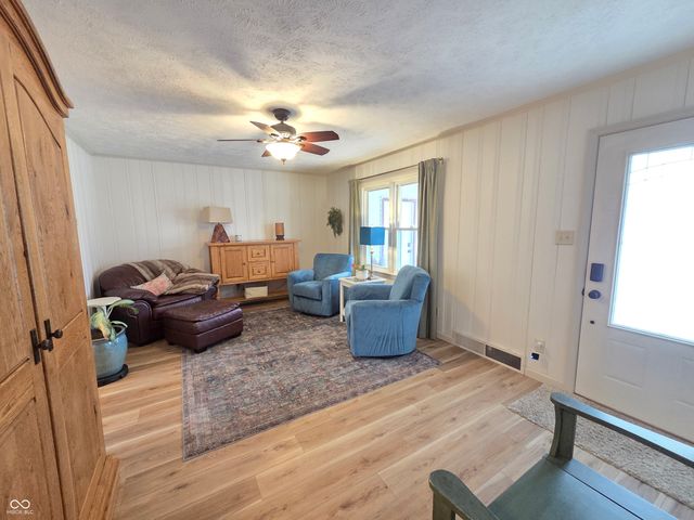 1912 S 31st Street, Terre Haute, IN 47803