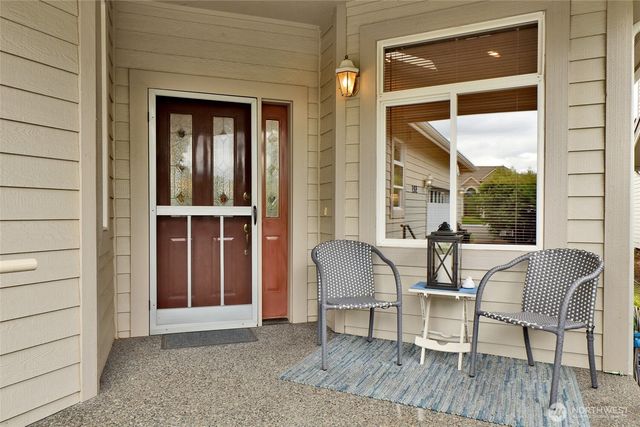 585 E Maberry Drive, Lynden, WA 98264