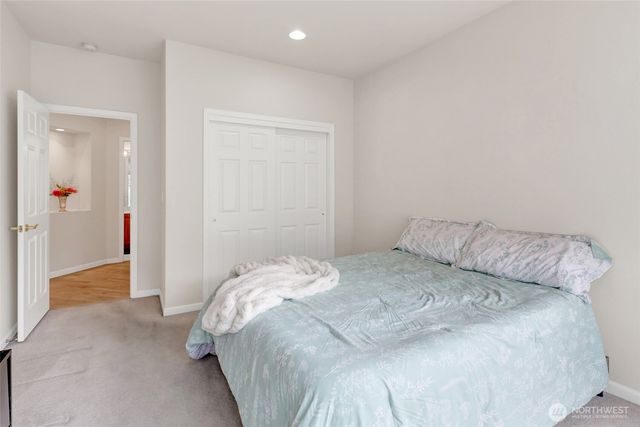585 E Maberry Drive, Lynden, WA 98264