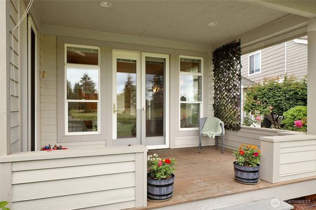 585 E Maberry Drive, Lynden, WA 98264