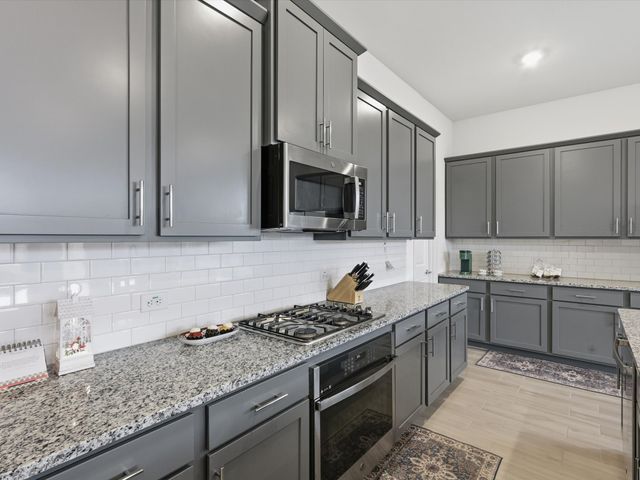 541 Breeds Hill Road, Little Elm, TX 75068