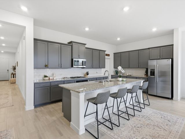 541 Breeds Hill Road, Little Elm, TX 75068