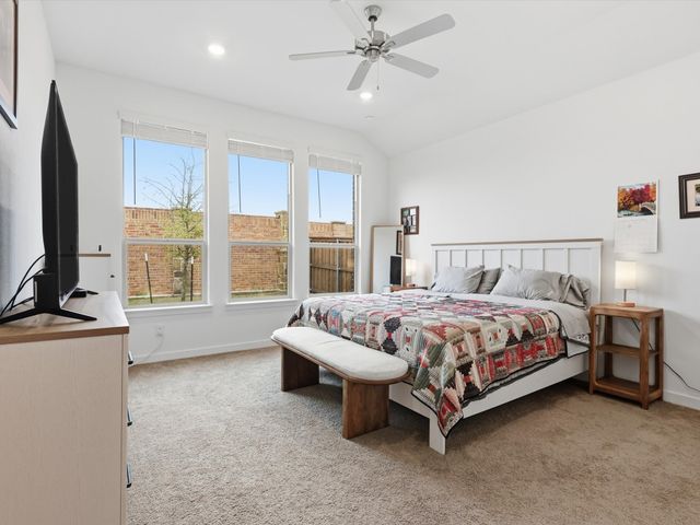 541 Breeds Hill Road, Little Elm, TX 75068