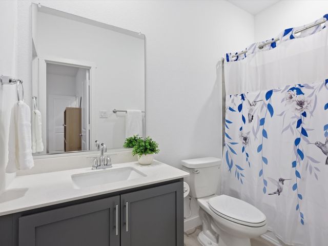 541 Breeds Hill Road, Little Elm, TX 75068