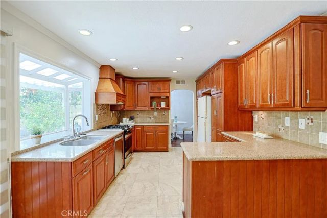 8563 Amazon River, Fountain Valley, CA 92708