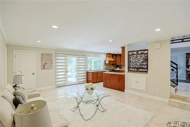 8563 Amazon River, Fountain Valley, CA 92708