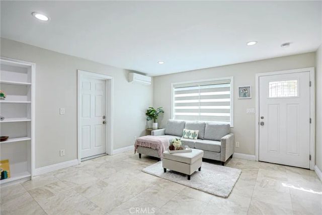 8563 Amazon River, Fountain Valley, CA 92708