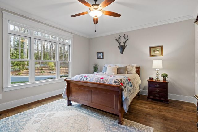 5426 Summerfield Lane, Signal Mountain, TN 37377