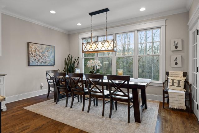 5426 Summerfield Lane, Signal Mountain, TN 37377