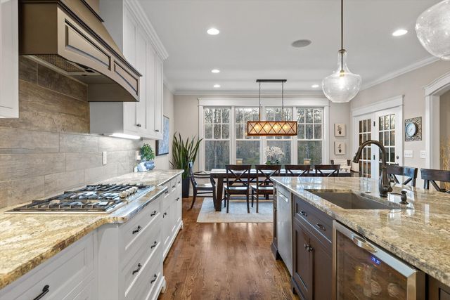 5426 Summerfield Lane, Signal Mountain, TN 37377