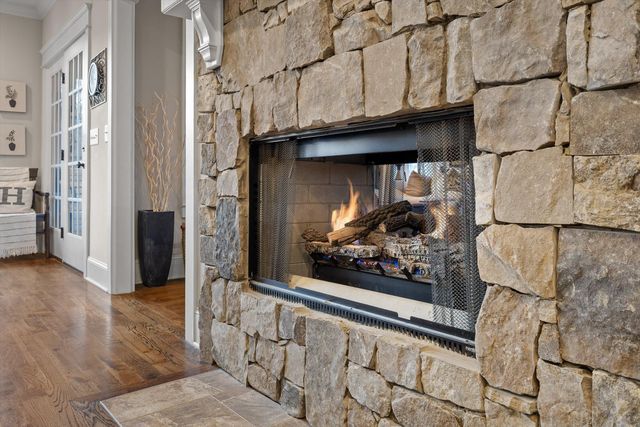 5426 Summerfield Lane, Signal Mountain, TN 37377