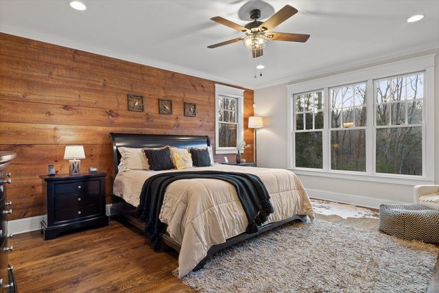 5426 Summerfield Lane, Signal Mountain, TN 37377