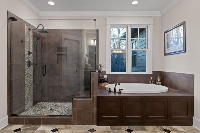 5426 Summerfield Lane, Signal Mountain, TN 37377