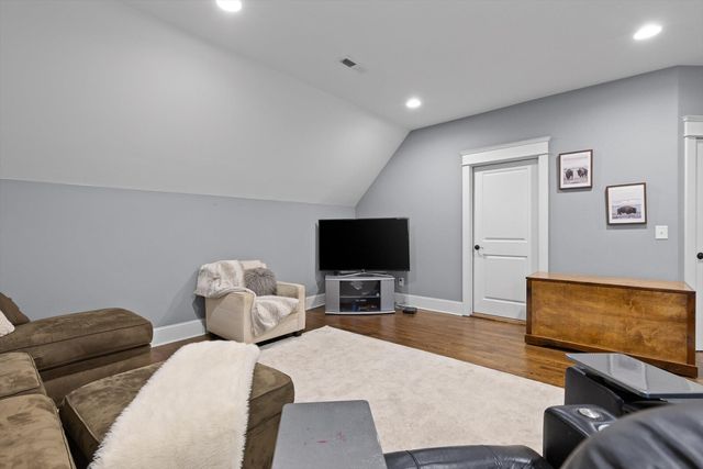 5426 Summerfield Lane, Signal Mountain, TN 37377