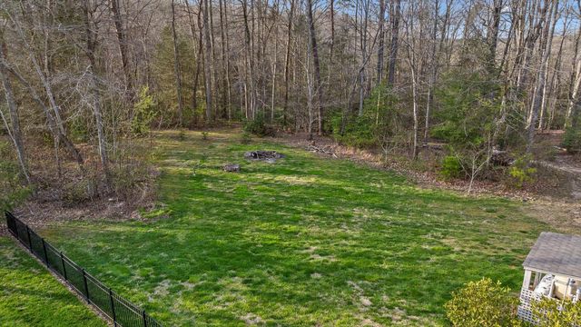 5426 Summerfield Lane, Signal Mountain, TN 37377