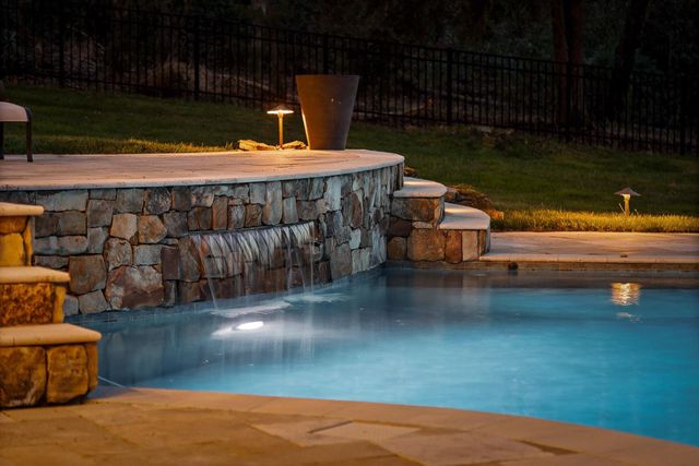 5426 Summerfield Lane, Signal Mountain, TN 37377