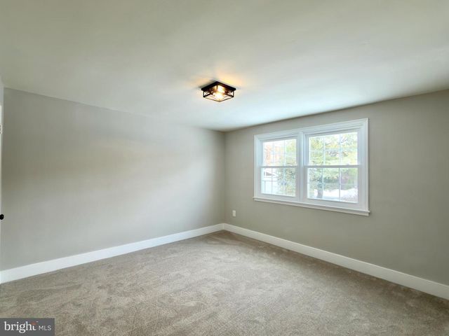 244 SYCAMORE RD, Reading, PA 19611