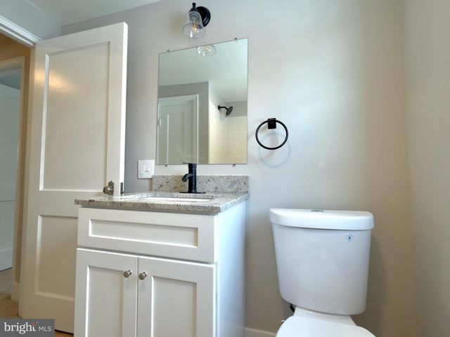 244 SYCAMORE RD, Reading, PA 19611