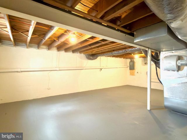 244 SYCAMORE RD, Reading, PA 19611