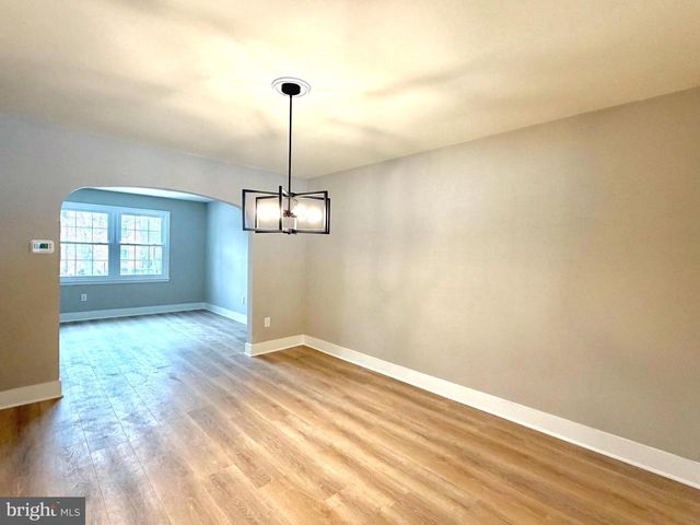 244 SYCAMORE RD, Reading, PA 19611