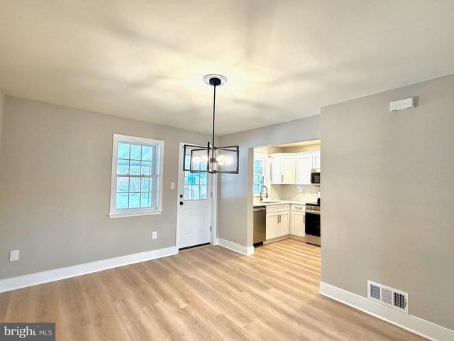 244 SYCAMORE RD, Reading, PA 19611