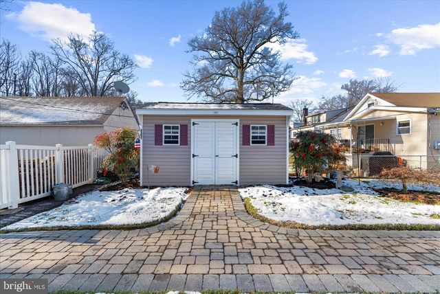 3830 NEW SECTION RD, Baltimore, MD 21220