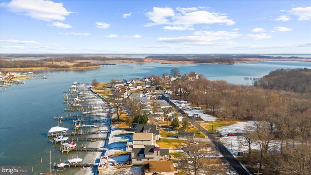 3830 NEW SECTION RD, Baltimore, MD 21220