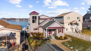 3830 NEW SECTION RD, Baltimore, MD 21220