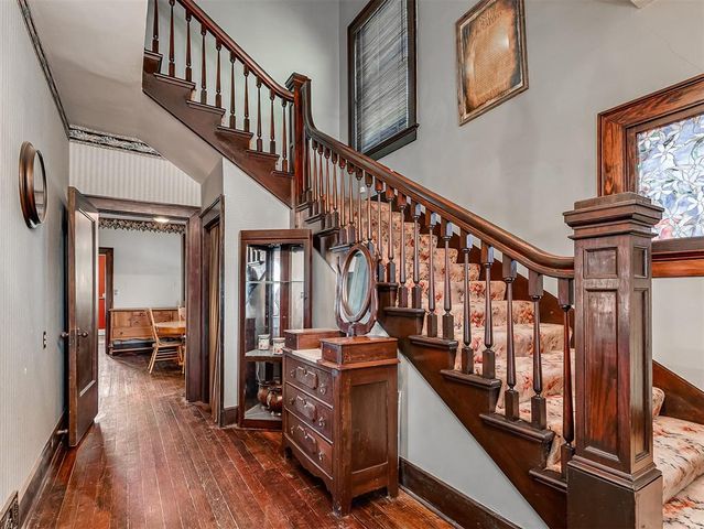 202 S Roberts Avenue, El Reno, OK 73036