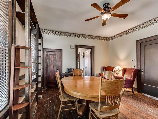 202 S Roberts Avenue, El Reno, OK 73036