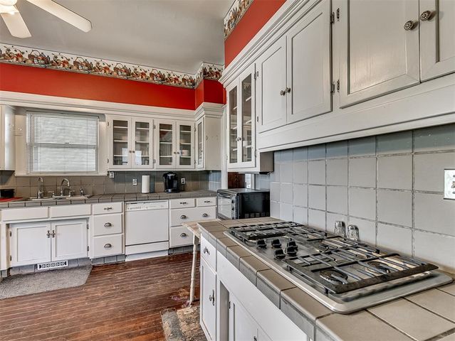 202 S Roberts Avenue, El Reno, OK 73036
