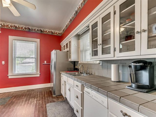 202 S Roberts Avenue, El Reno, OK 73036