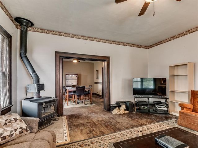 202 S Roberts Avenue, El Reno, OK 73036