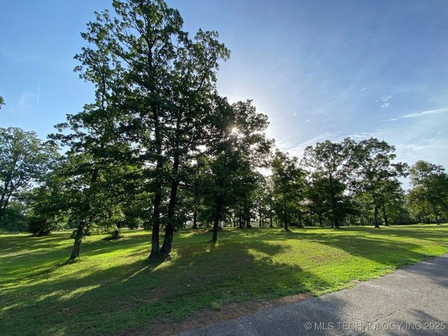 15831 W Dogwood Road, Park Hill, OK 74451
