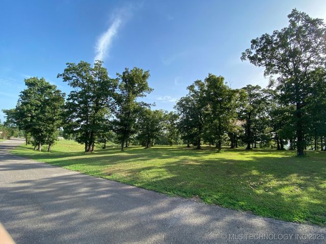 15831 W Dogwood Road, Park Hill, OK 74451