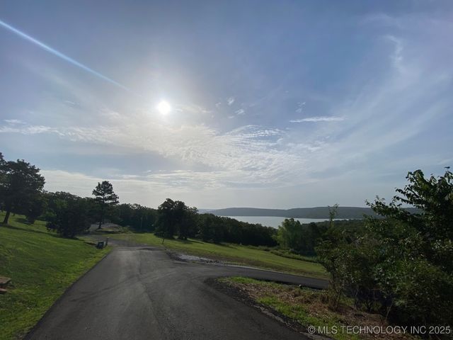 15831 W Dogwood Road, Park Hill, OK 74451