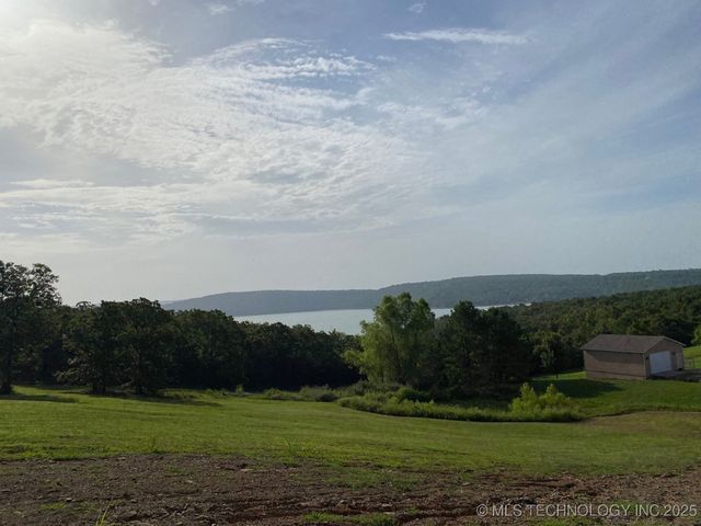 15831 W Dogwood Road, Park Hill, OK 74451