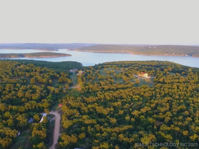 15831 W Dogwood Road, Park Hill, OK 74451