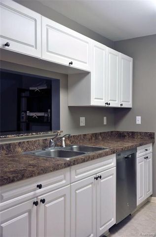 3475 Tremonte Circle, Rochester, MI 48306