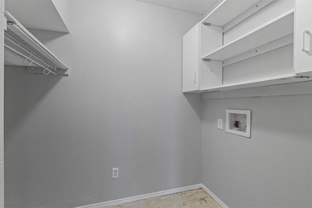 813 Jockey Club Lane, Fort Worth, TX 76179
