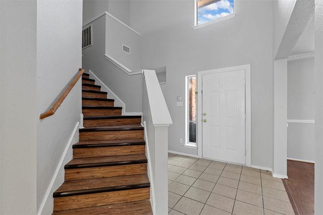 813 Jockey Club Lane, Fort Worth, TX 76179