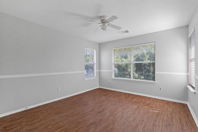 813 Jockey Club Lane, Fort Worth, TX 76179