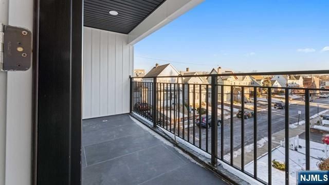 621 Valley Brook Avenue, Lyndhurst, NJ 07071