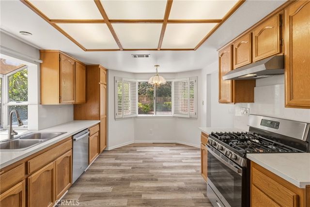 30112 Elizabeth Court, Agoura Hills, CA 91301