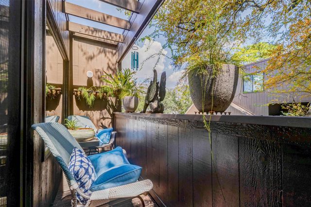 115 Litchfield Lane, Houston, TX 77024